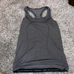 Lululemon tank